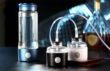 HYDROGEN WATER BOTTLE WITH BREATHING FUNCTION 3.2 ppm in 450 mL - LIFETECH PERU